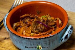 Chorizo Crackslaw in earthenware bowl