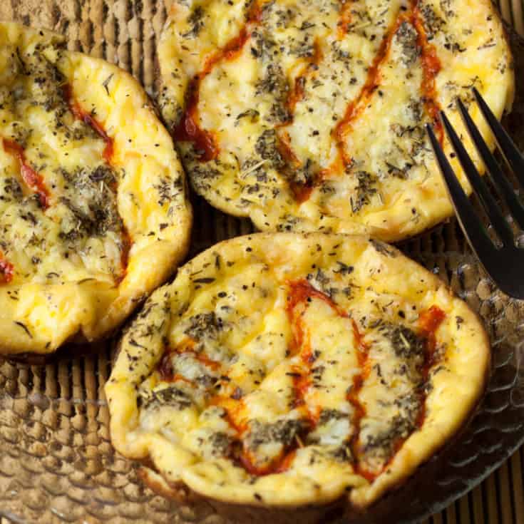 Keto Mini Egg Fast Pizzas - Ketogenic Woman