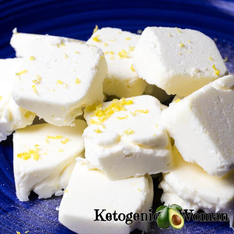 Plate o Lemon Cheesecake Fat Bombs