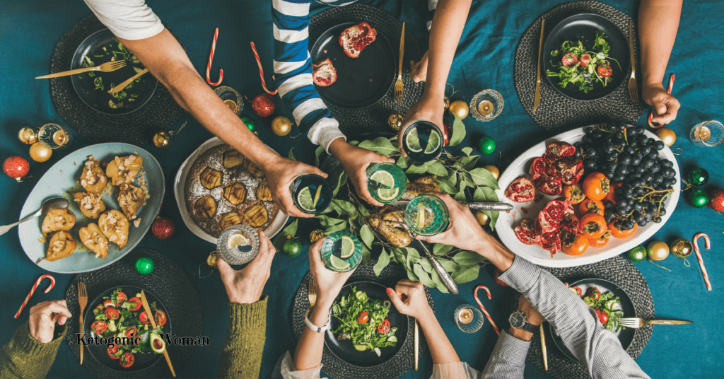 friends toasting dinner