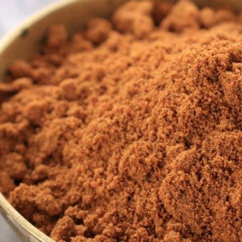 bowl of pumpkin pie spice mix